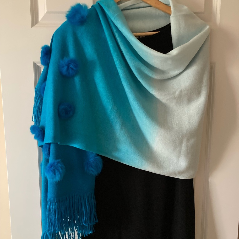 Cashmere/Rabbit Pom Scarf (Turquoise/Blue)